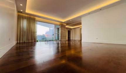 Apartamento de Alto Padrão próximo ao Pacaembu 3 suites 3 vagas 235 m2 uteis