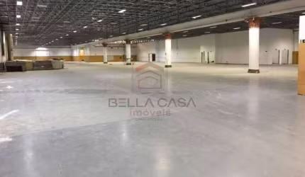 Excelente galpão para locação com4500m² em vão livre