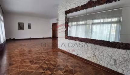 Sobrado  400m2  de  área  construída   4 dormitórios   3  suítes    8 vagas  de garagem