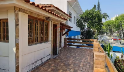 Casa à venda com 340m², 6 quartos e 6 vagas