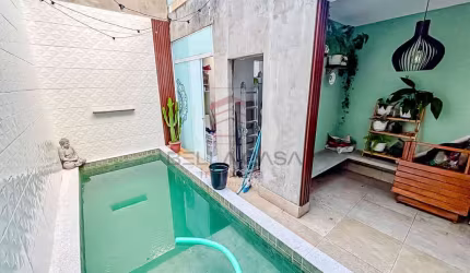 Sobrado de 280m² com Piscina aquecida e 3 quartos