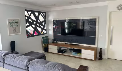 Apartamento  aconchegante    Parque  da  Mooca   146m2      3   dormitórios   3 suítes  2 vagas