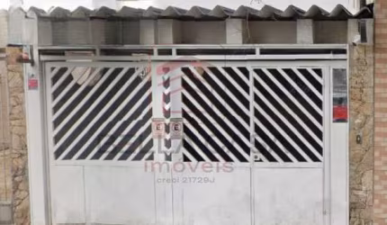 Terreno  250m2    com   5 moradias