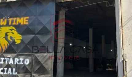 Salão comercial para Locação - 300 metros com copa e 10 banheiros