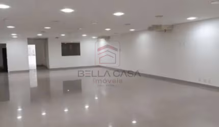 Galpão / Depósito à venda no Cambuci  805 m2