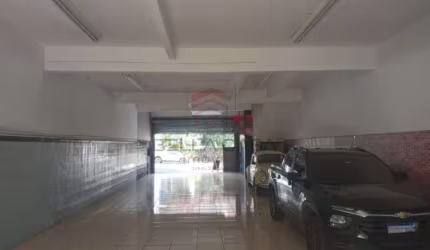 Prédio Comercial e Residencial a Venda na Penha