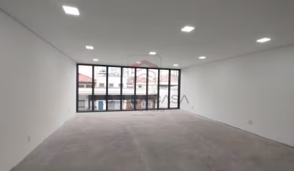 Conjunto com 04 salas  e 08 banheiros na Mooca e metragem total de 240m2