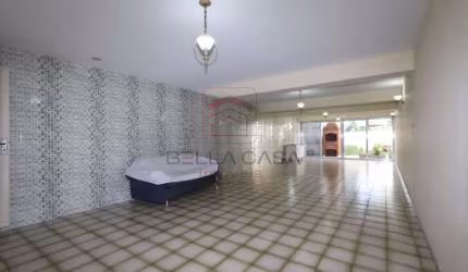 Sobrado a venda na vila zelina com 3 quartos, quintal e churrasqueira