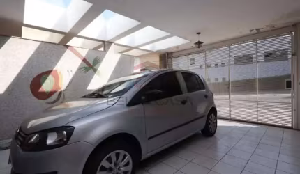 Sobrado a venda na vila zelina com 3 quartos, quintal e churrasqueira