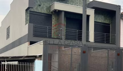 Sobrado com 3 Quartos e 4 banheiros à Venda, 160 m²