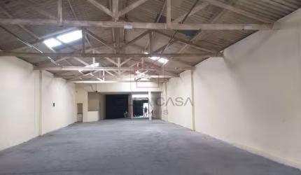 Galpão Comercial na Mooca, 400m2 , salão vão livre, 05 banheiros  e 05 salas