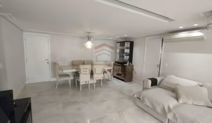 Apartamento na Mooca, 204m2, sendo 04 suítes todas com armários planejados  e  04 vagas