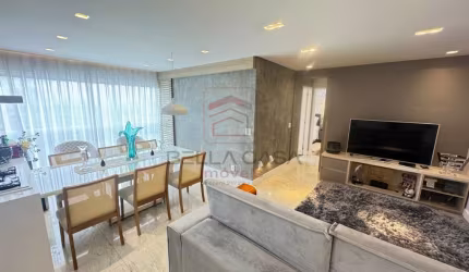 Apartamento à venda com 75m², 2 quartos e 2 vagas.