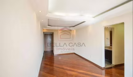 Apartamento totalmente reformado em excelente localização