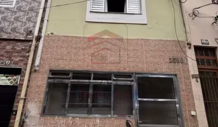 Casa comercial e residencial na Mooca