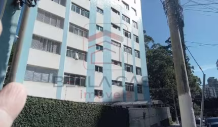 Apartamento no Parque da Mooca, com  88m2 sendo 02 dormitórios e 01 vaga ao lado do C.A.Juventus.