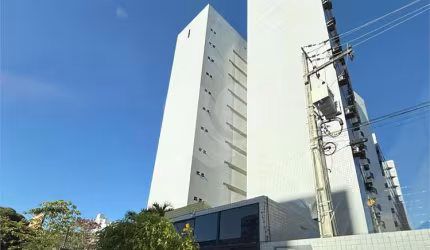 Apartamento com 2 quartos à venda em Ponta Verde - AL