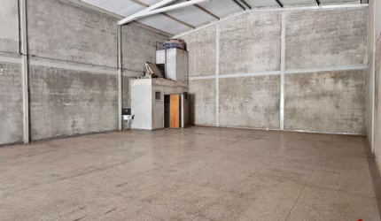 Barracão / Galpão / Depósito para alugar na Avenida Center, Residencial Center Ville, Goiânia por R$ 5.800