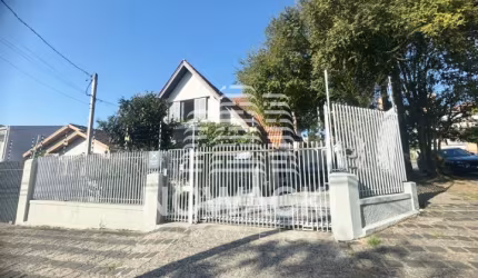 CASA COMERCIAL COM 11 SALAS E 4 VAGAS NO BAIRRO SAO FRANCISCO