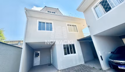 SOBRADO EM CONDOMINIO COM 03 DORMITORIOS - SANTA FELICIDADE