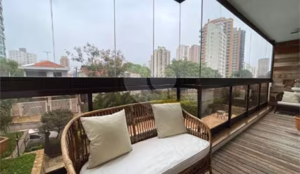 Apartamento com 3 quartos à venda ou para locação em Santana - SP