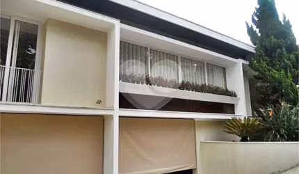Condomínio com 4 quartos à venda em Santana - SP