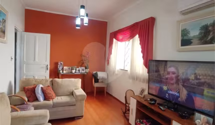 Casa com 6 quartos à venda ou para locação em Santana - SP