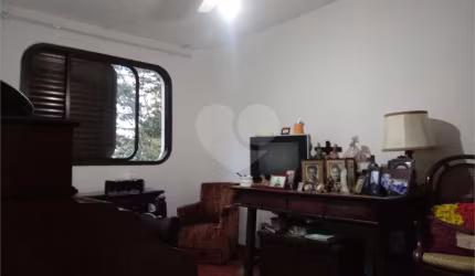 Apartamento com 2 quartos à venda em Cerqueira César - SP