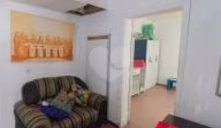 Sobrado com 6 quartos à venda em Santana - SP
