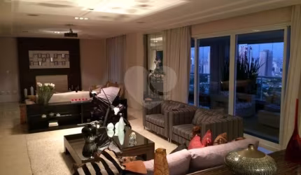 Apartamento com 4 quartos à venda em Jardim Anália Franco - SP