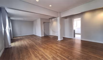 Apartamento com 2 quartos à venda em Cerqueira César - SP