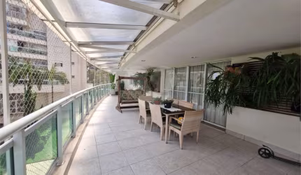 Apartamento com 4 quartos para locação em Vila Romana - SP