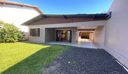 Casa com  3 Dormitórios na  Zona Nova de Tramandaí