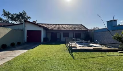 Casa com  3 Dormitórios na Zona Nova de Tramandaí