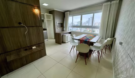 Apartamento de 02 dormitórios próximo ao mar, em Tramandaí
