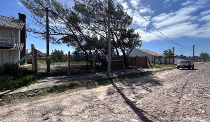 Terreno a beira mar de Nova Tramandaí em Tramandaí