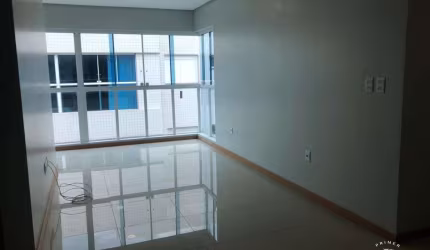 Excelente Apartamento 2 Dormitórios no centro de Tramandaí