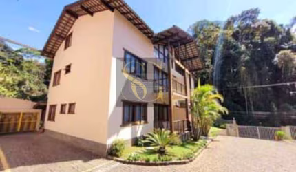 Apartamento para Venda em Teresópolis, Soberbo, 2 dormitórios, 1 suíte, 2 banheiros, 2 vagas