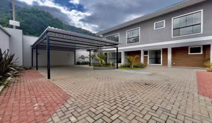Casa em Condomínio para Venda em Teresópolis, Alto, 3 dormitórios, 2 suítes, 3 banheiros, 2 vagas