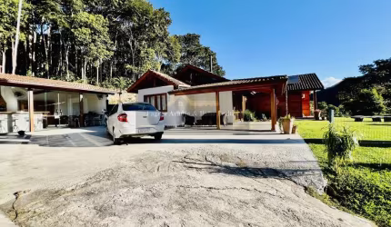 Apartamento para Venda em Teresópolis, Albuquerque, 4 dormitórios, 2 suítes, 4 banheiros, 4 vagas