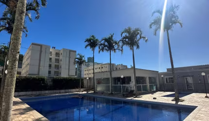 Lindo apto com mobília nova