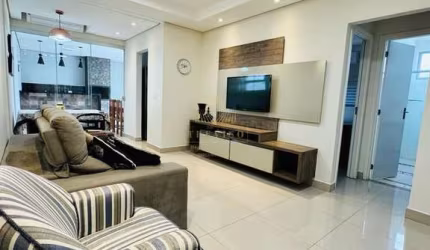 Casa reformada no Condomínio Villas de Valência