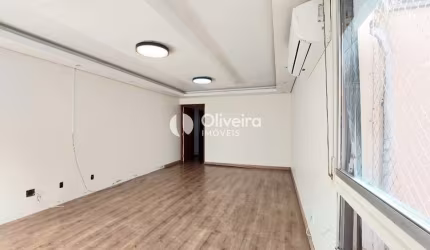 Amplo apartamento 3 dormitórios com suíte