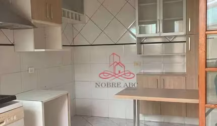 CASA EM CONDOMINIO FECHADO