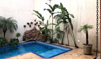Magnífico Sobrado  com piscina e churrasqueira!
