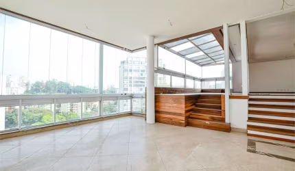 Excelente cobertura duplex, com 262 m², 3 Suítes e 4 Vagas, nunca habitada, ao lado do Metrô Klabin.