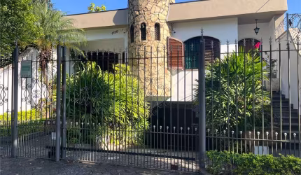 INDIANOPOLIS CASA RESIDENCIAL com 3 quartos, 1 suite  e 10 vagas