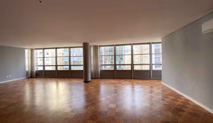 Apartamento com mais de 300m² com 4 dorm sendo 3 suítes em Higienópolis.
