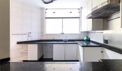 Casa-São Paulo-ALTO DE PINHEIROS | Ref.: REO25777