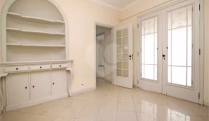 Moema casa comercial